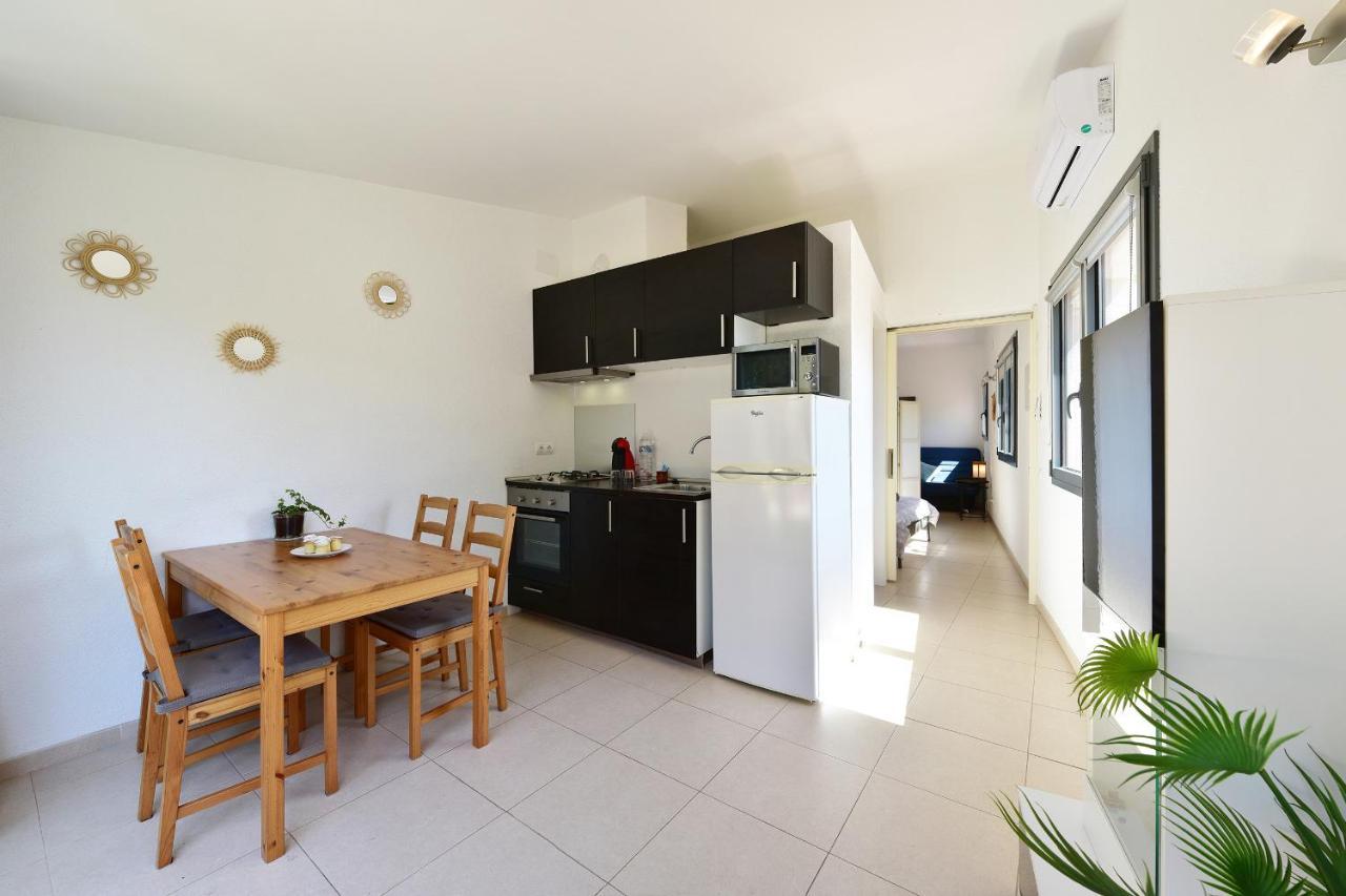 "Cozy" Y Con Terraza En El Centro De Cadaques Apartment Luaran gambar